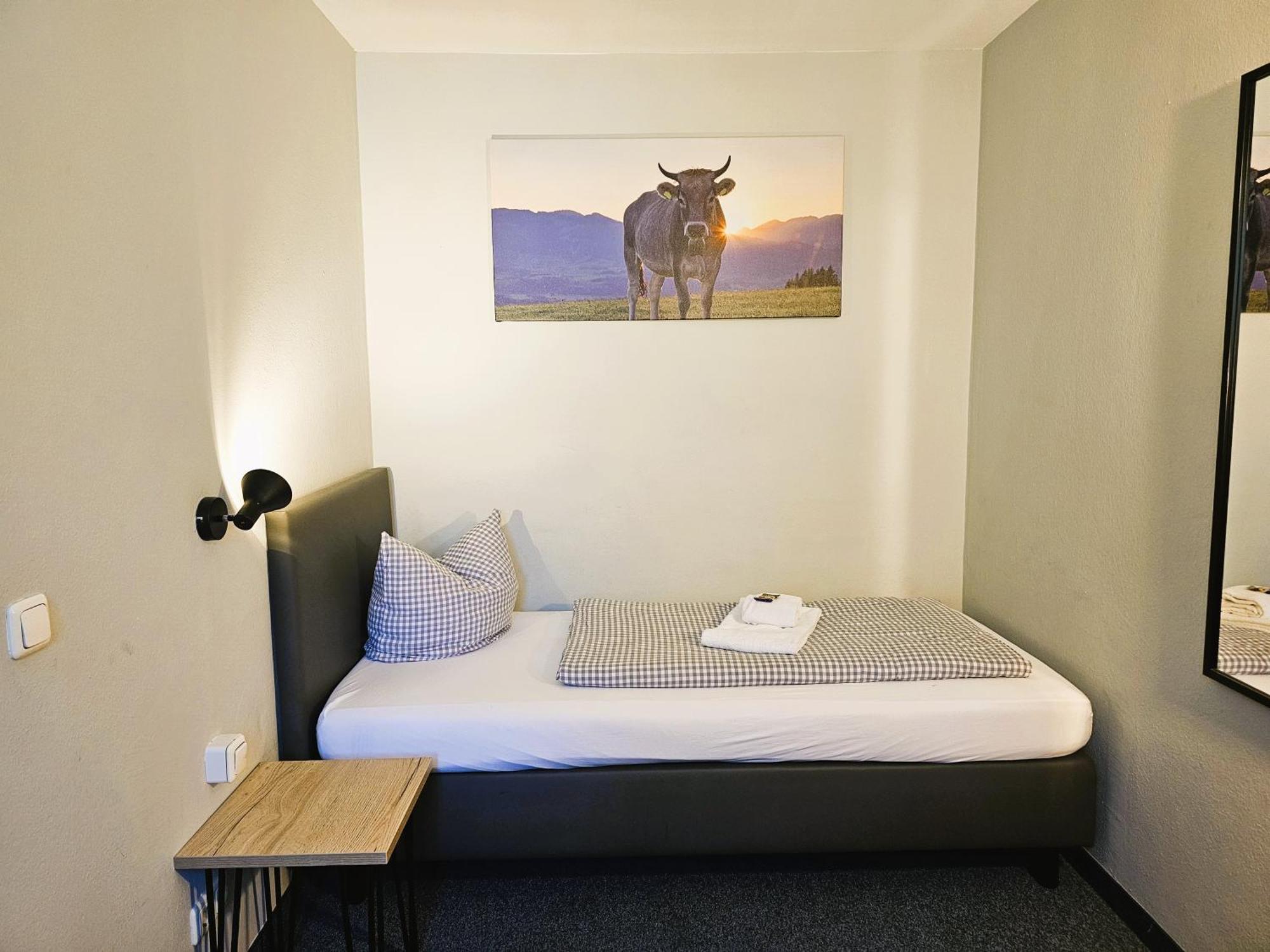 Novitel Pension Pliening - Muenchen Messe エクステリア 写真